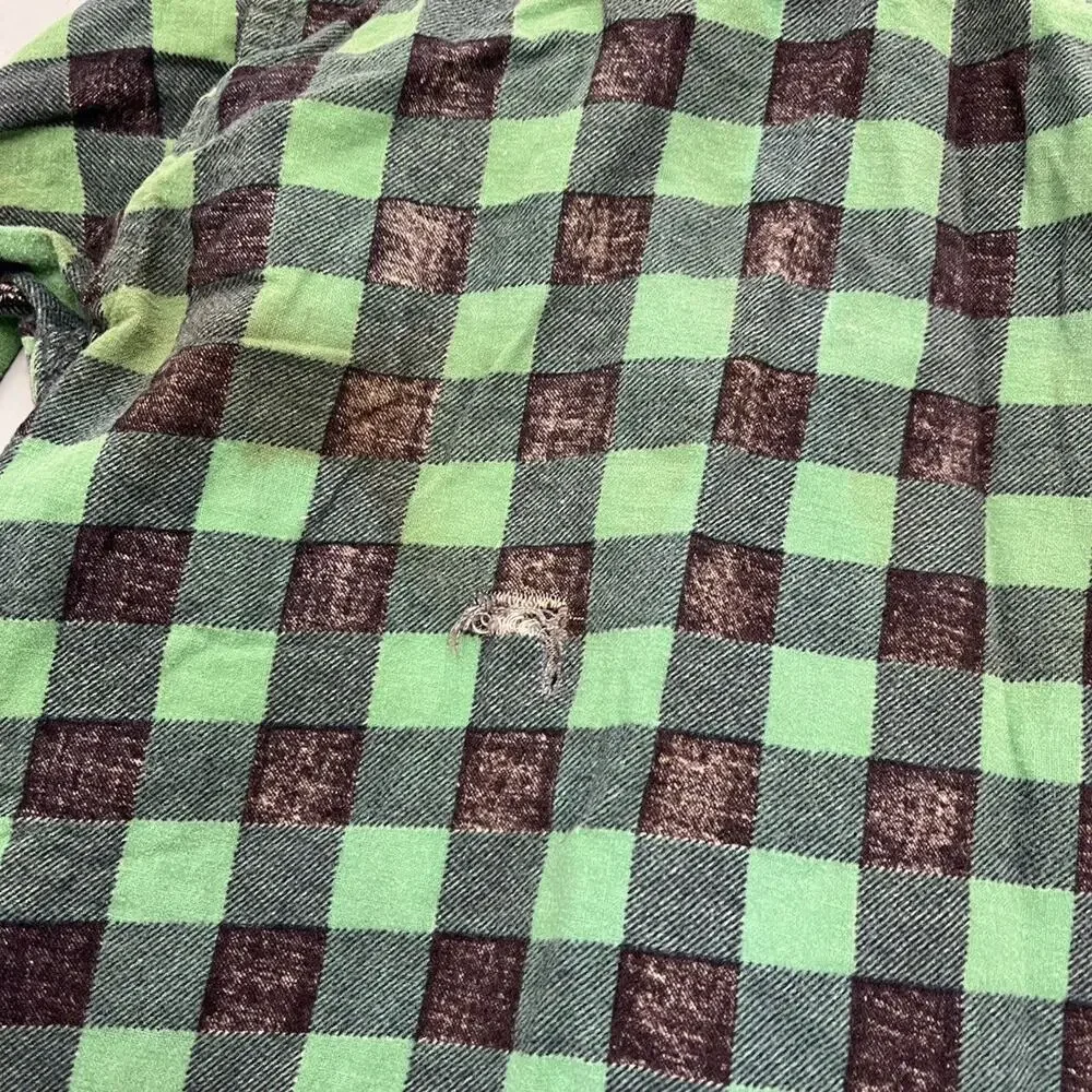Vintage 50s Norwood Green/Black Plaid Loop Collar Flannel